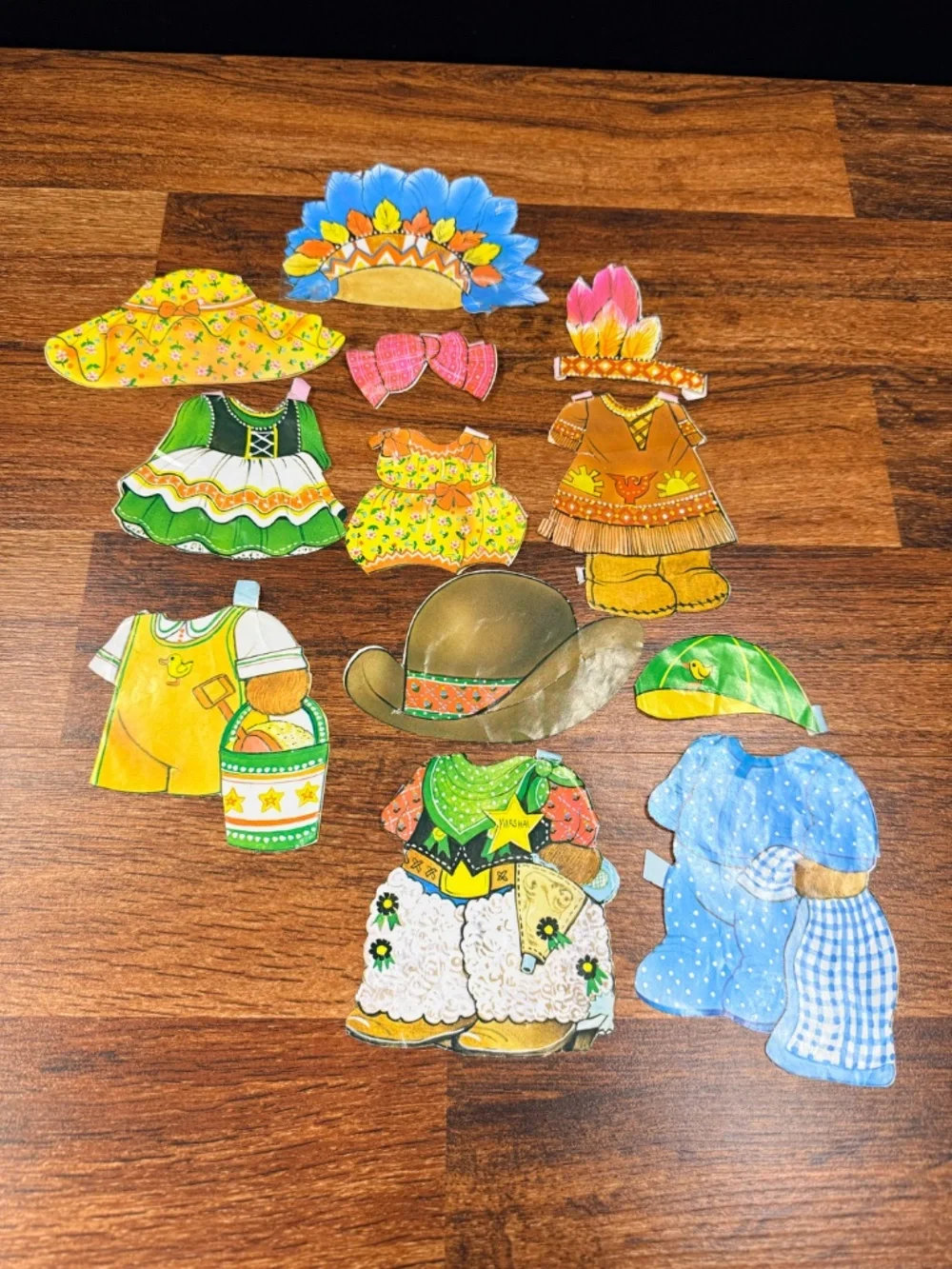 WESTERN PUBLISHING COMPANY, INC. 1979 Teddy Bears Paper Dolls